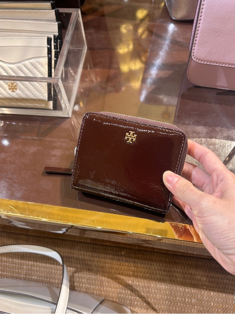 NWT🍅Tory Burch Emerson Crinkle Agnello Burgundy Billfold Wallet 175564 Leather